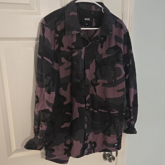 Vans Black and Purple Casual Button Down Shirt - Picture 1 of 11